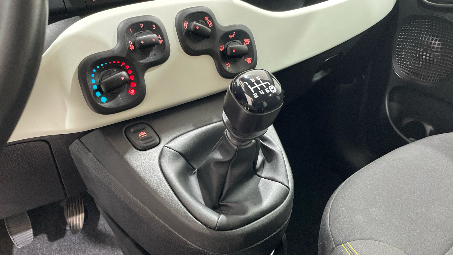 Fiat Panda 1.0 Hybrid en Barcelona