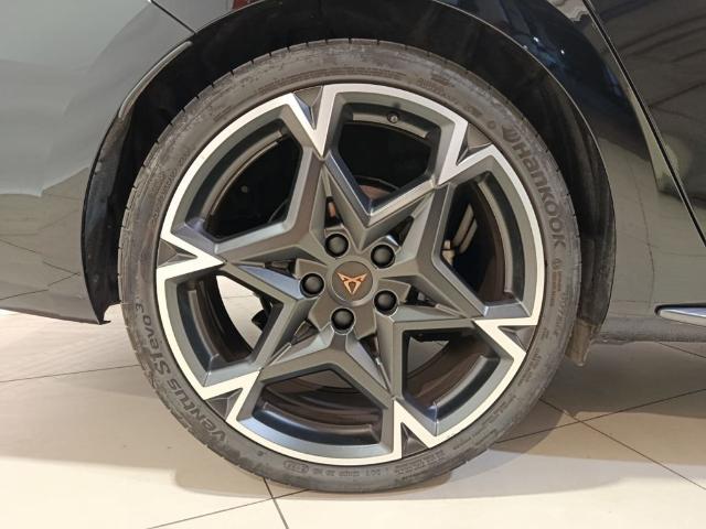 CUPRA Leon Sportstourer 1.5 eTSI Launch Edition DSG 110 kW (150 CV)