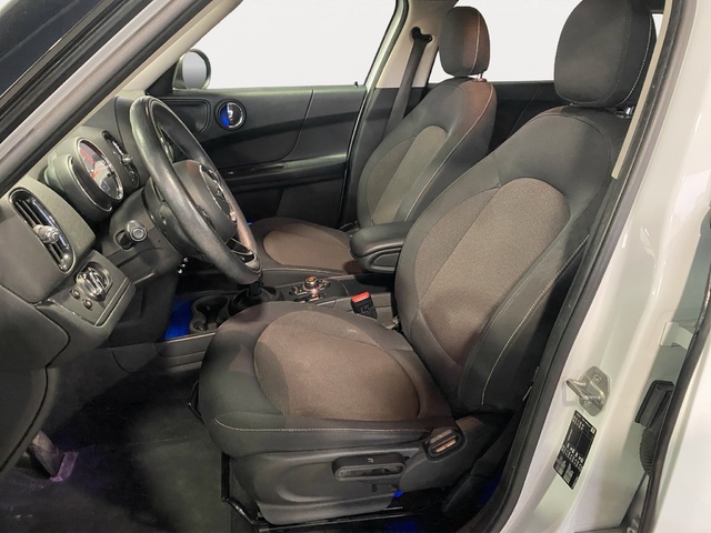 fotoG 10 del MINI MINI Countryman Cooper 100 kW (136 CV) 136cv Gasolina del 2020 en Alicante