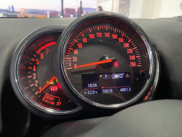 fotoG 13 del MINI MINI Countryman Cooper 100 kW (136 CV) 136cv Gasolina del 2020 en Alicante