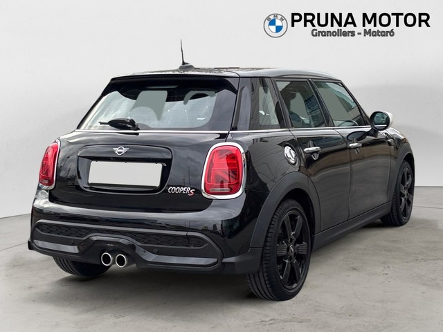 fotoG 3 del MINI MINI Cooper 5 Puertas S 131 kW (178 CV) 178cv Gasolina del 2021 en Barcelona