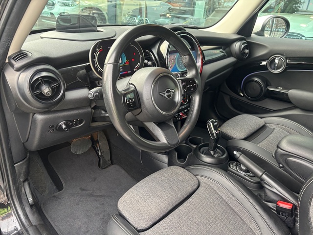 fotoG 12 del MINI MINI Cooper 5 Puertas S 131 kW (178 CV) 178cv Gasolina del 2021 en Barcelona