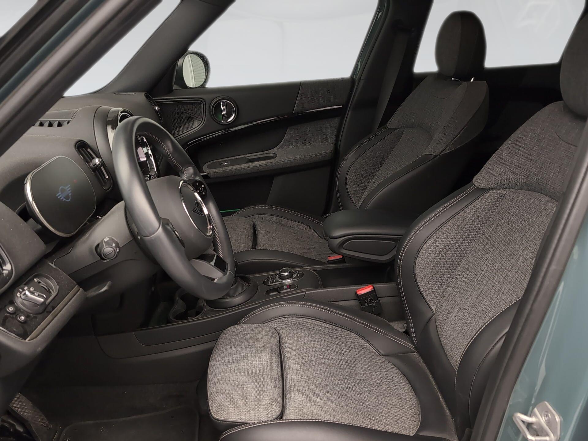 fotoG 11 del MINI MINI Countryman Cooper D 110 kW (150 CV) 150cv Diésel del 2022 en Málaga