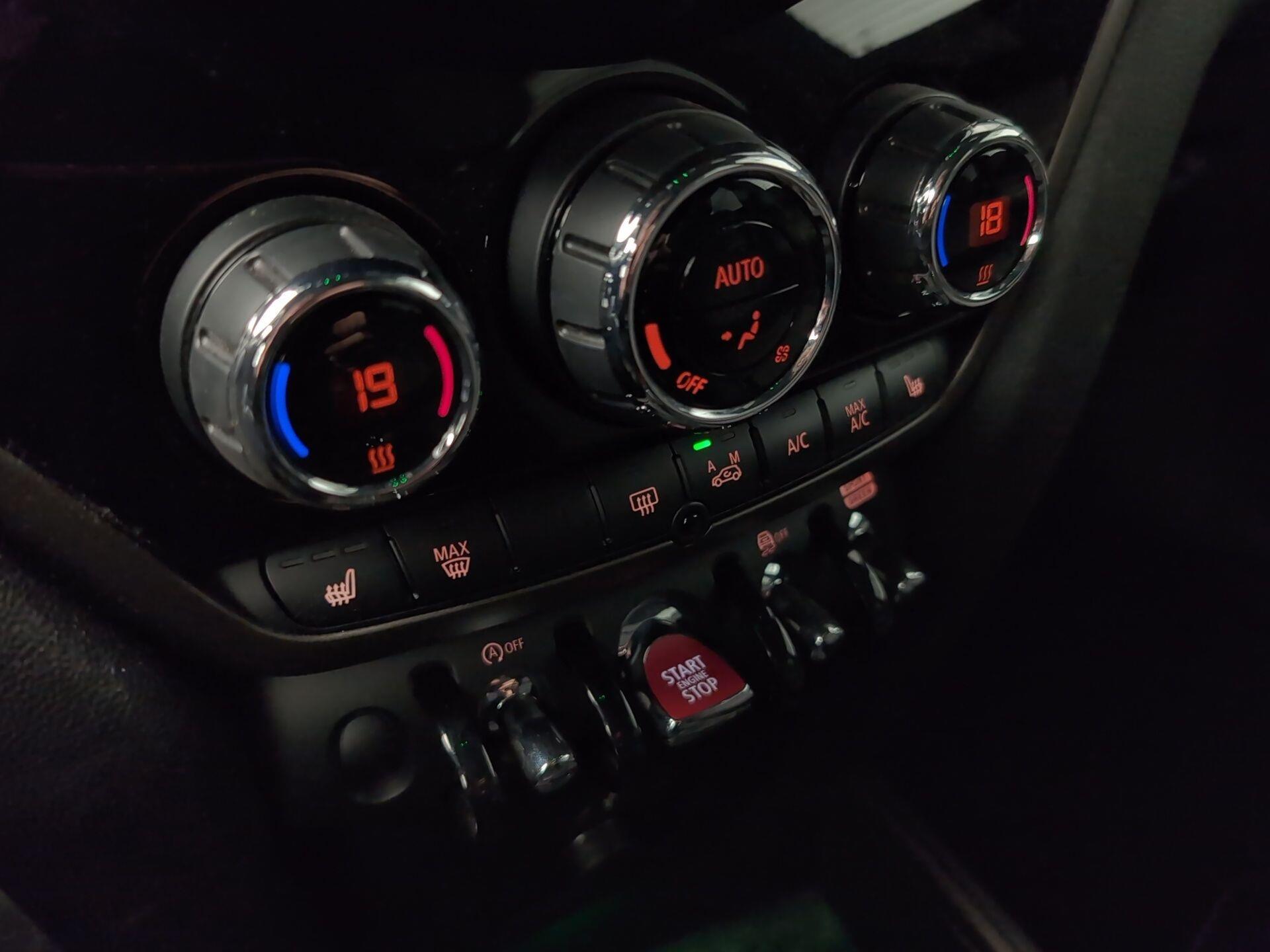 fotoG 13 del MINI MINI Countryman Cooper D 110 kW (150 CV) 150cv Diésel del 2022 en Málaga