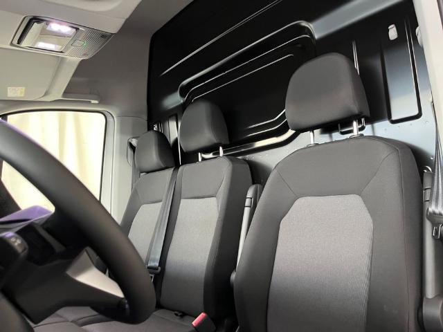 Volkswagen Crafter Furgon Batalla Media TN 2.0 TDI 103 kW (140 CV) Auto 3.500