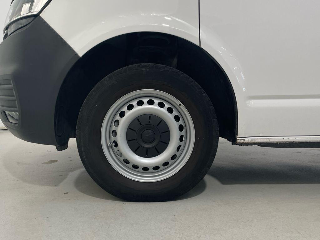 Volkswagen Transporter 2.0 TDI Mixto en Barcelona