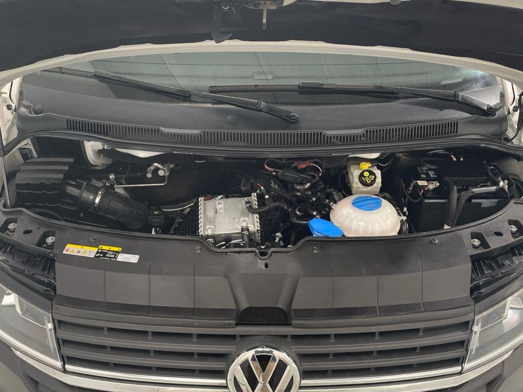 Volkswagen Transporter 2.0 TDI Mixto en Barcelona