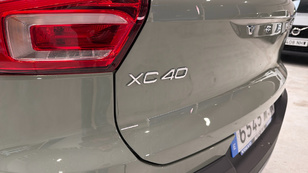 Volvo XC40 B3 G Ocasión 120 KW (163CV) - 40