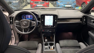 Volvo XC40 B4 G Ocasión 145 KW (197CV) - 4