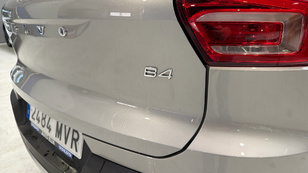Volvo XC40 B4 G Ocasión 145 KW (197CV) - 43