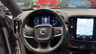 Volvo XC40 B3 G Ocasión 120 KW (163CV) - 9