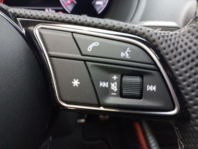 Audi Q2 Adrenalin Black Edition 35 TDI 110 kW (150 CV) S tronic