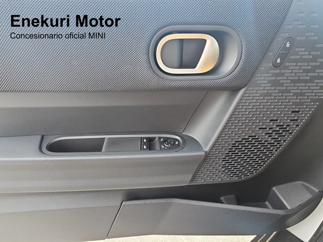 fotoG 12 del MINI MINI Cooper C 115 kW (156 CV) 156cv Gasolina del 2024 en Vizcaya