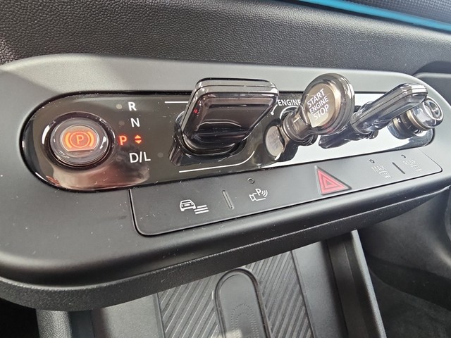 fotoG 15 del MINI MINI Cooper C 115 kW (156 CV) 156cv Gasolina del 2024 en Vizcaya