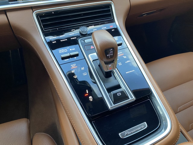 Porsche Panamera 4 E-Hybrid 340 kW (462 CV)