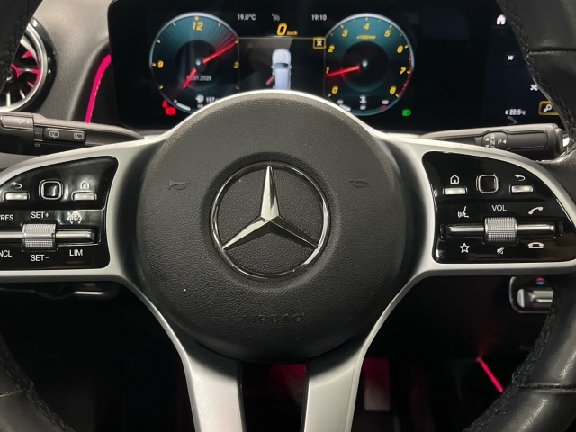 Mercedes-Benz GLB 200 120 kW (163 CV)