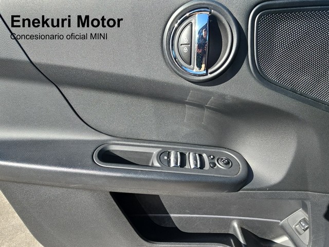 fotoG 12 del MINI MINI Countryman Cooper 100 kW (136 CV) 136cv Gasolina del 2019 en Vizcaya