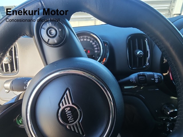 fotoG 19 del MINI MINI Countryman Cooper 100 kW (136 CV) 136cv Gasolina del 2019 en Vizcaya