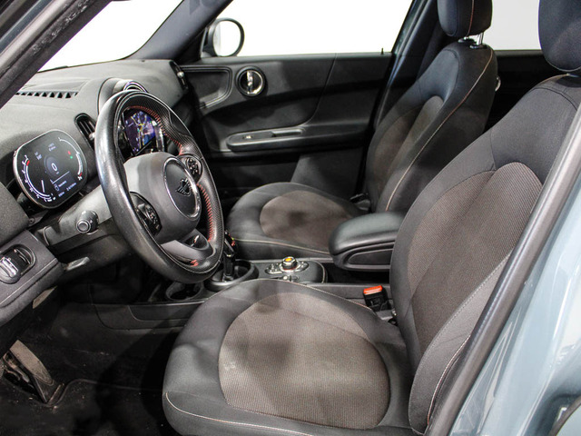 fotoG 9 del MINI MINI Countryman Cooper 100 kW (136 CV) 136cv Gasolina del 2021 en Barcelona