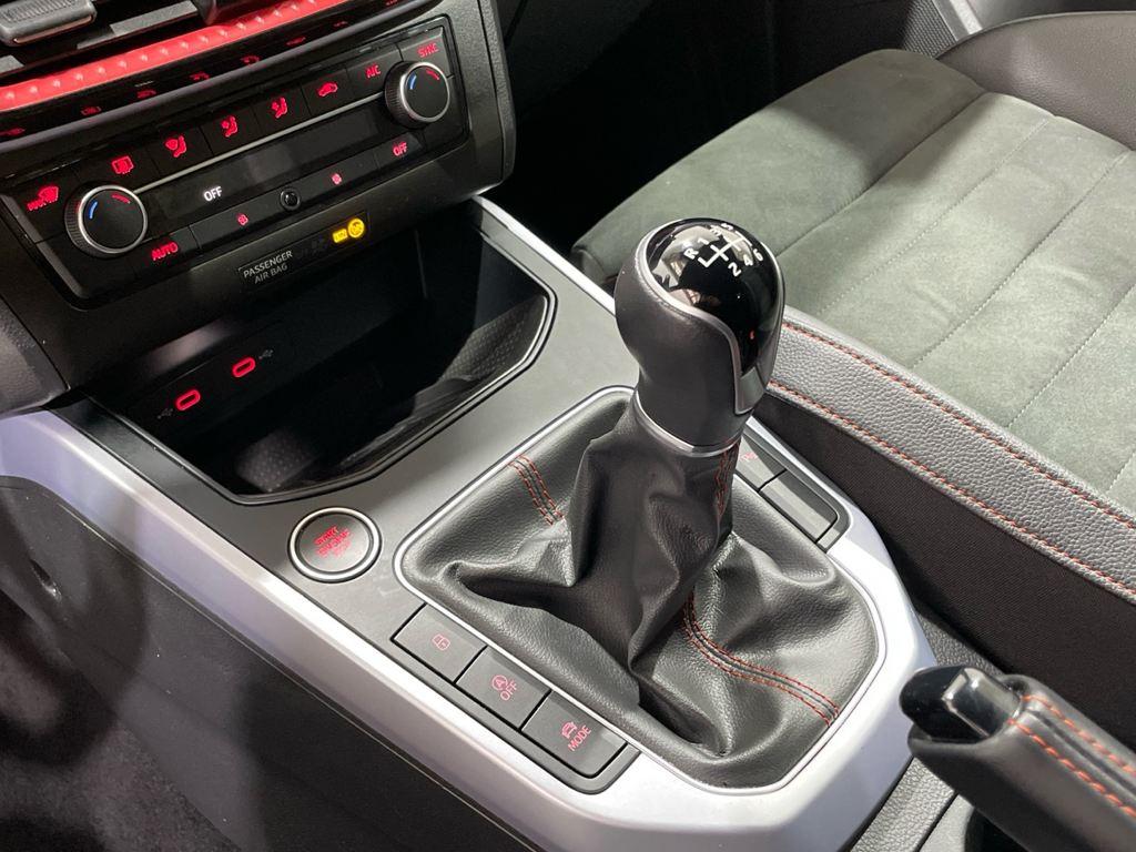 SEAT Arona 1.0 TSI en Barcelona