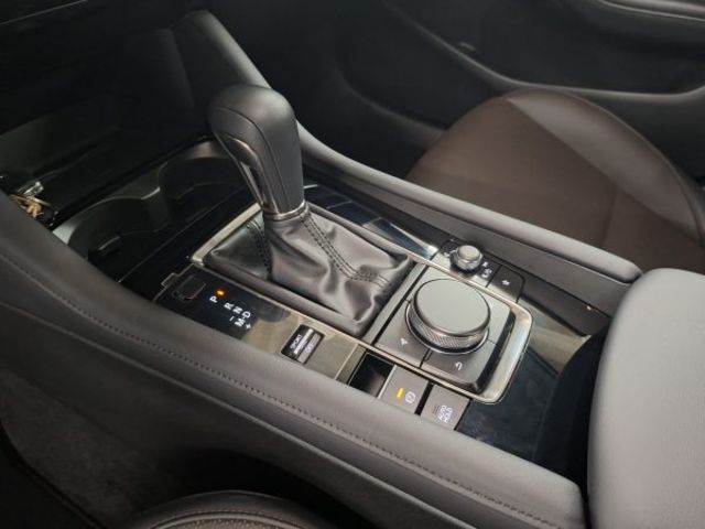 Mazda Mazda 3 2.0L e-SKYACTIV X MHEV Takumi AT 137 kW (186 CV)