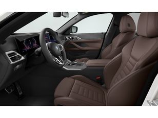 Fotos de BMW i4 eDrive40 color Blanco. Año 2025. 250KW(340CV). Eléctrico. En concesionario BMW Avilcar Ávila de Ávila