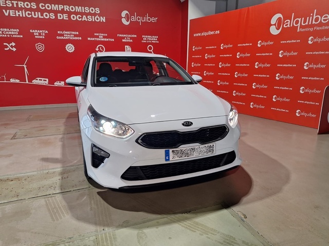 Kia Ceed 1.6 MHEV iMT Drive 100 kW (136 CV)
