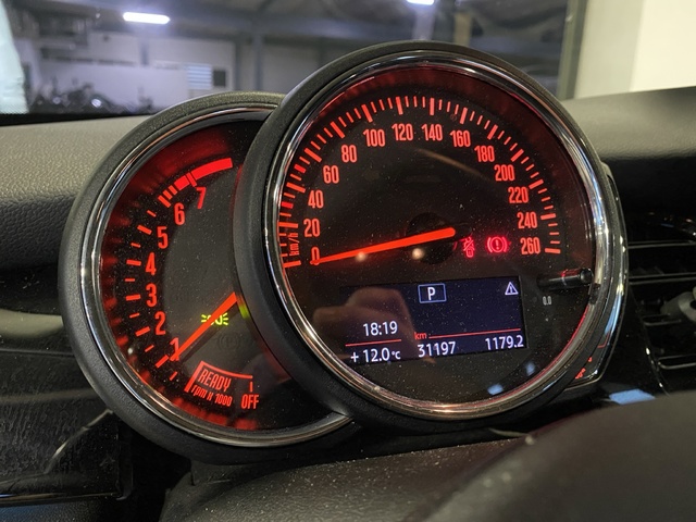 fotoG 13 del MINI MINI Cooper 5 Puertas 100 kW (136 CV) 136cv Gasolina del 2022 en Alicante