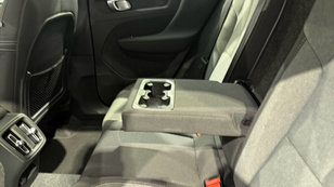 Volvo XC40 B3 G Ocasión 120 KW (163CV) - 29