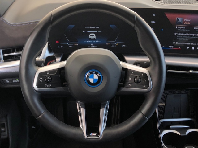 BMW iX2 xDrive30 color Blanco. Año 2025. 230KW(313CV). Eléctrico. En concesionario Proa Premium Palma de Illes Balears