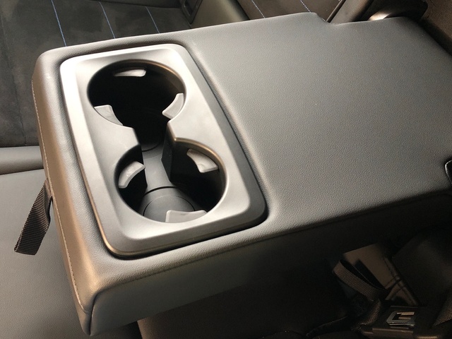 BMW iX2 xDrive30 color Blanco. Año 2025. 230KW(313CV). Eléctrico. En concesionario Proa Premium Palma de Illes Balears