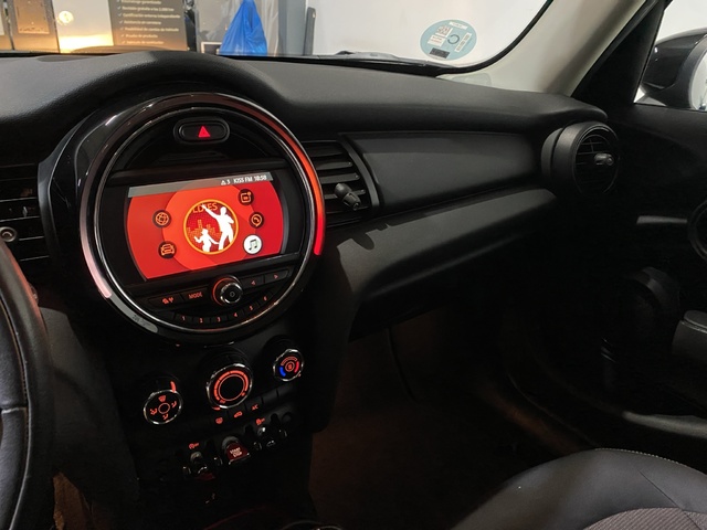 fotoG 15 del MINI MINI Cooper 5 Puertas One 75 kW (102 CV) 102cv Gasolina del 2020 en Alicante