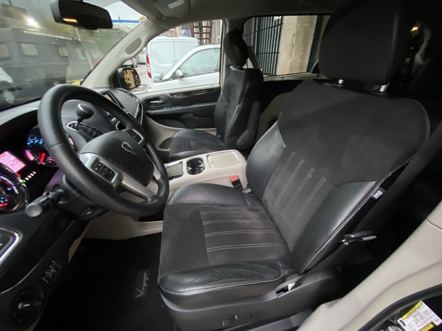 Lancia Voyager 2.8 CRD PLATINUM 130 kW (177 CV)