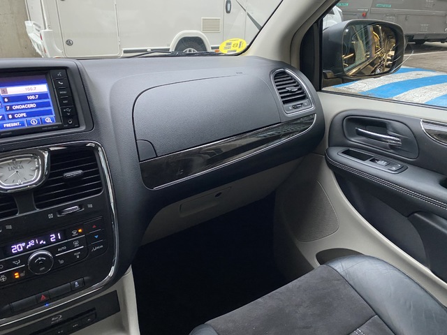 Lancia Voyager 2.8 CRD PLATINUM 130 kW (177 CV)