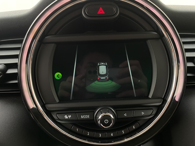 fotoG 13 del MINI MINI Cooper 5 Puertas 100 kW (136 CV) 136cv Gasolina del 2020 en Alicante