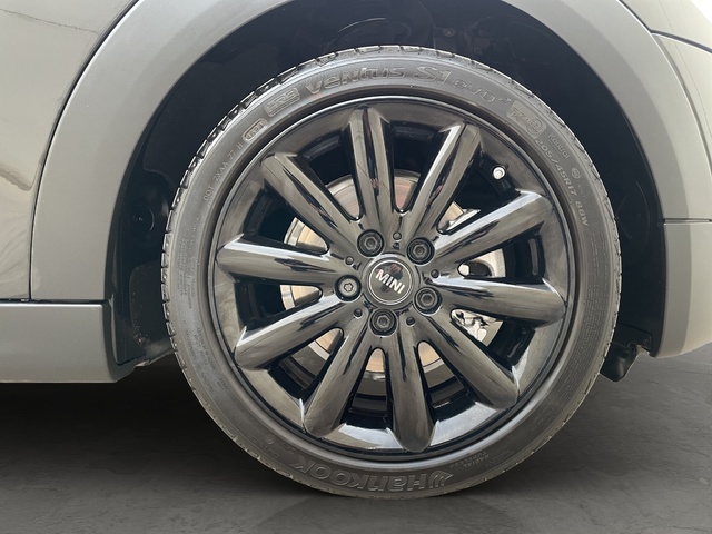 fotoG 23 del MINI MINI Cooper 5 Puertas 100 kW (136 CV) 136cv Gasolina del 2020 en Alicante