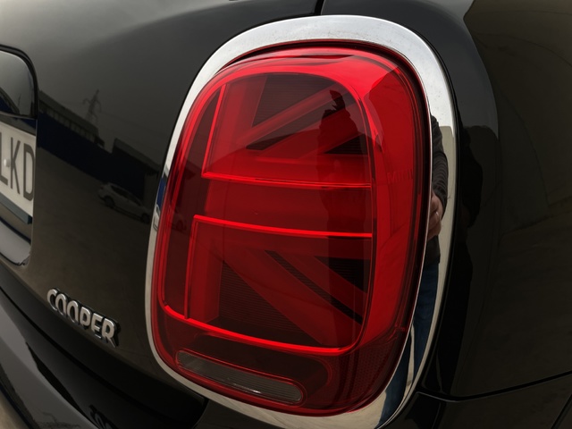 fotoG 25 del MINI MINI Cooper 5 Puertas 100 kW (136 CV) 136cv Gasolina del 2020 en Alicante