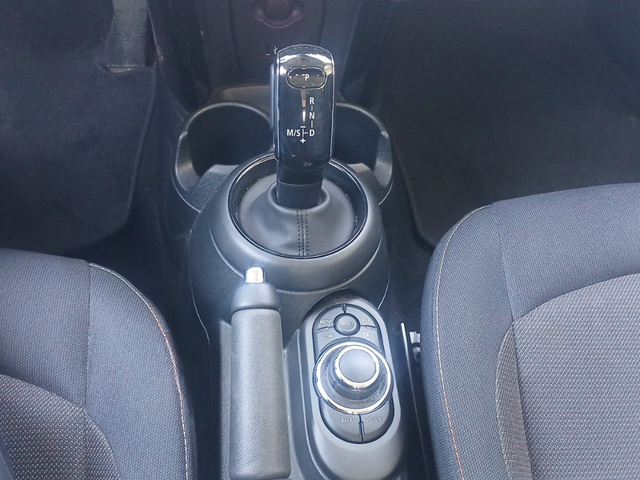 fotoG 11 del MINI MINI Cooper 5 Puertas 100 kW (136 CV) 136cv Gasolina del 2023 en Vizcaya