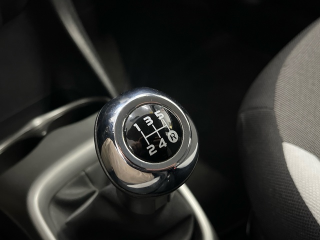 Toyota Aygo 1.0 70 x-play 51 kW (69 CV)