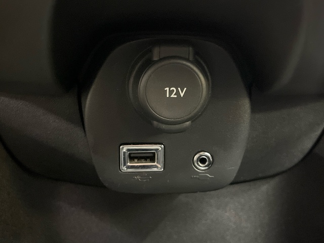 Toyota Aygo 1.0 70 x-play 51 kW (69 CV)