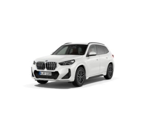Fotos de BMW X1 sDrive20d color Blanco. Año 2024. 120KW(163CV). Diésel. En concesionario Momentum S.A. de Madrid