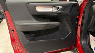 Volvo XC40 B3 G Ocasión 120 KW (163CV) - 25