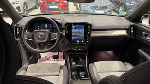 Volvo XC40 B3 G Ocasión 120 KW (163CV) - 4