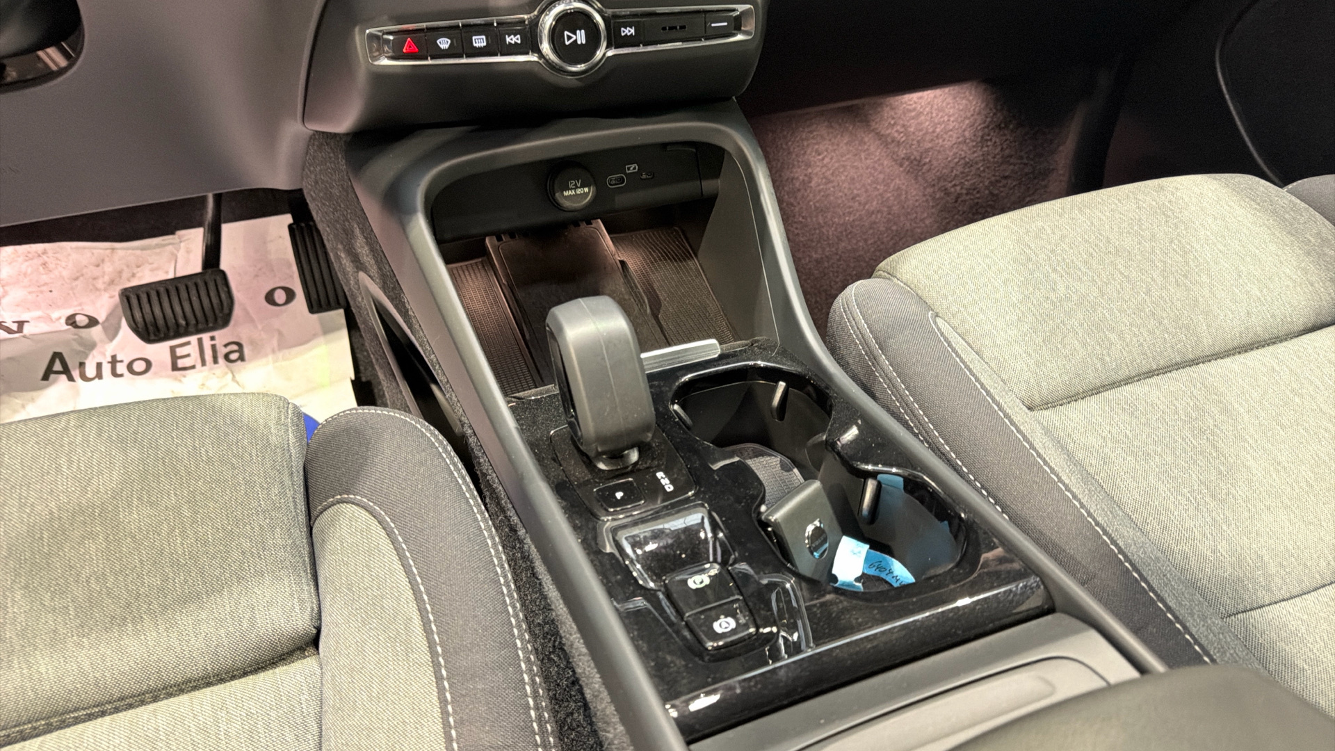 Volvo XC40 segunda mano 97658042 - 24