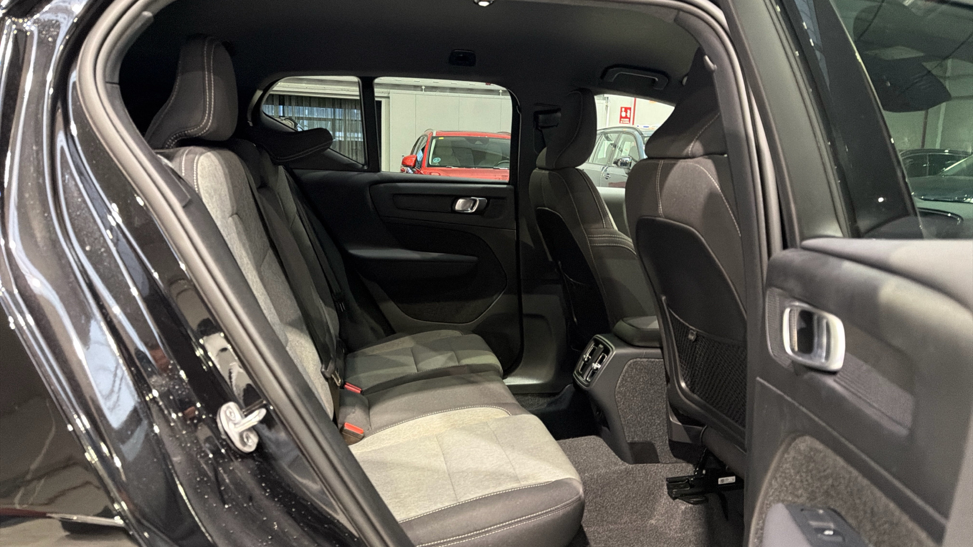 Volvo XC40 segunda mano 97658042 - 29