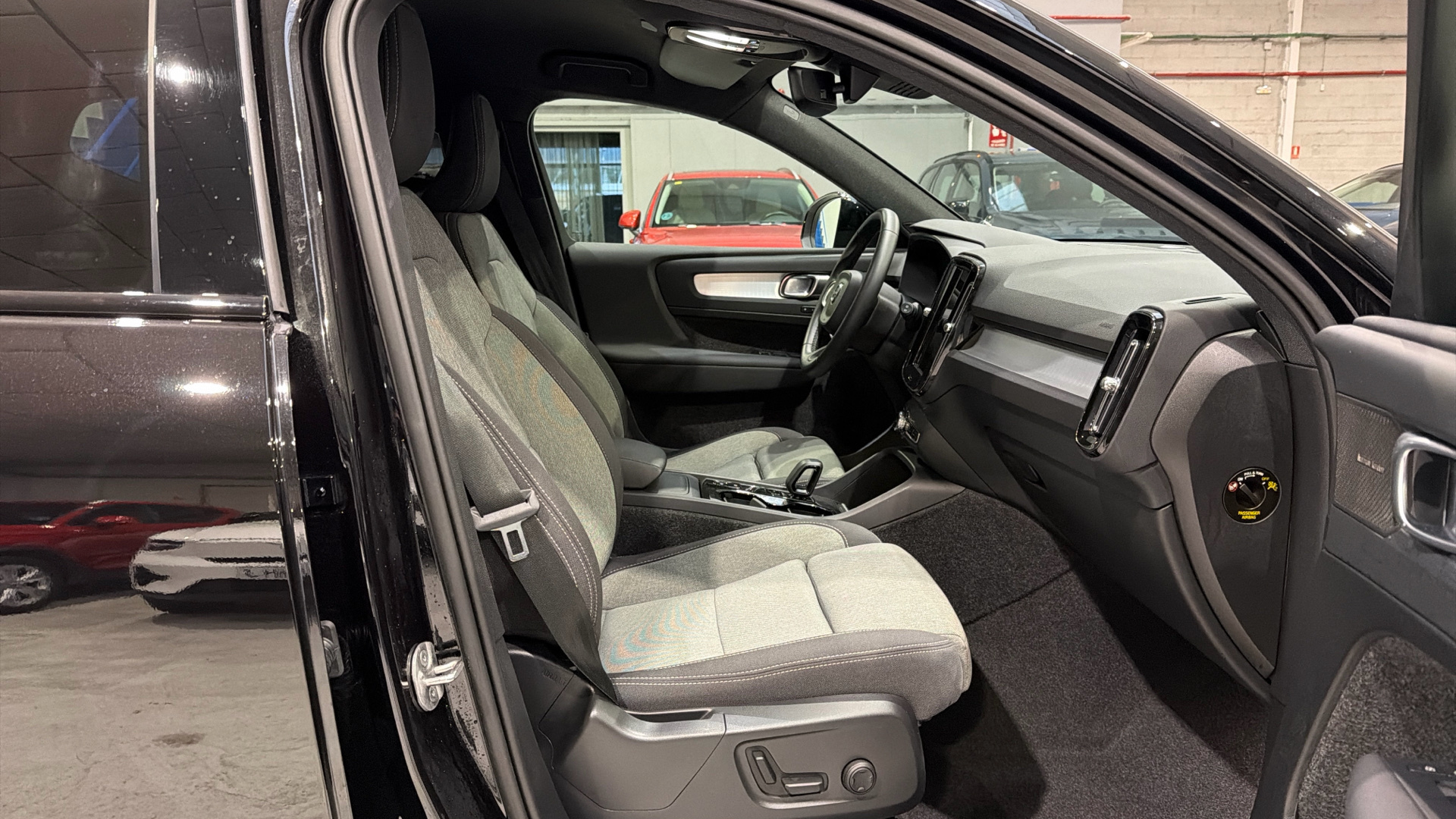 Volvo XC40 segunda mano 97658042 - 43