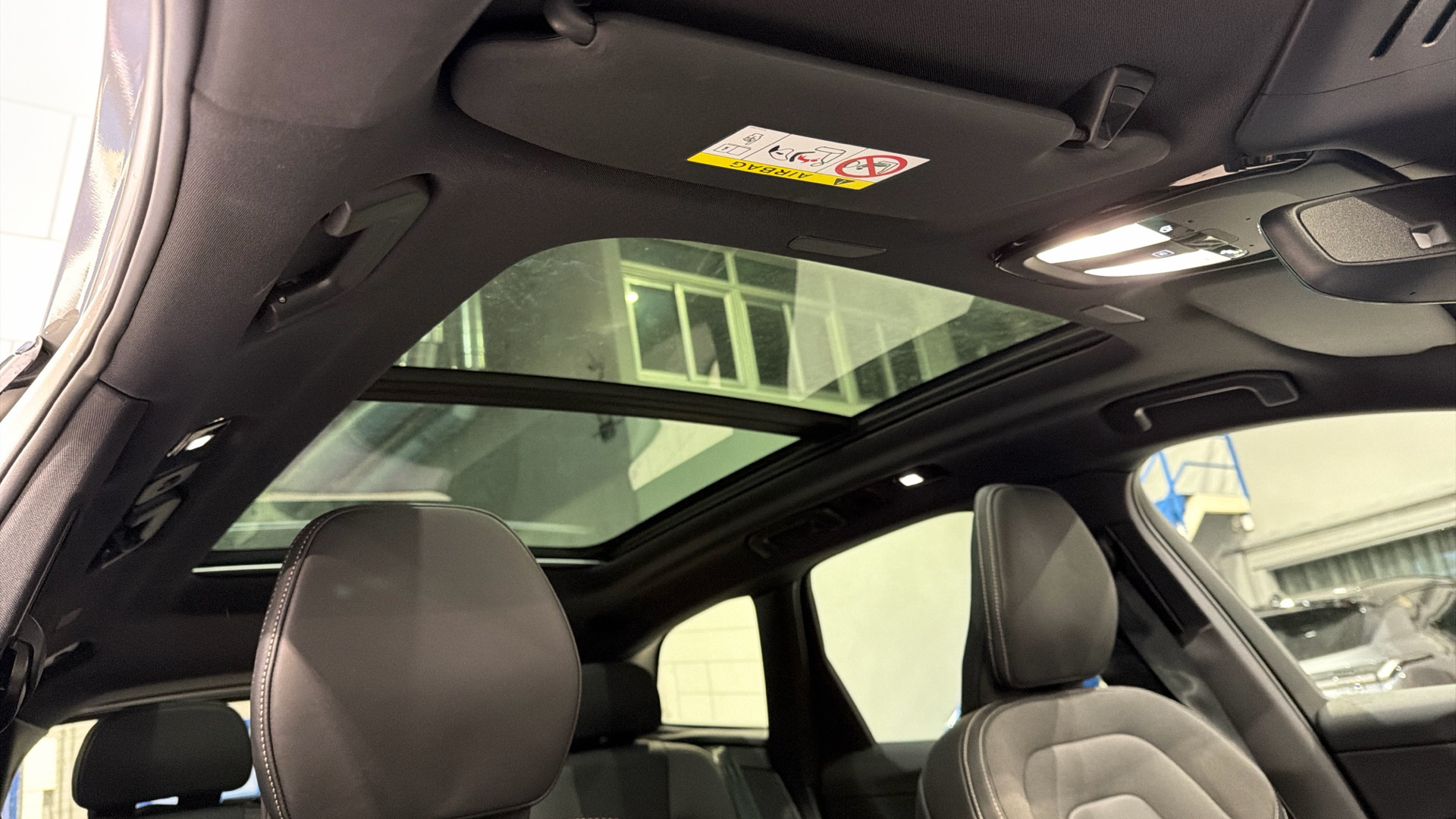 Volvo XC60 segunda mano 97658063 - 29