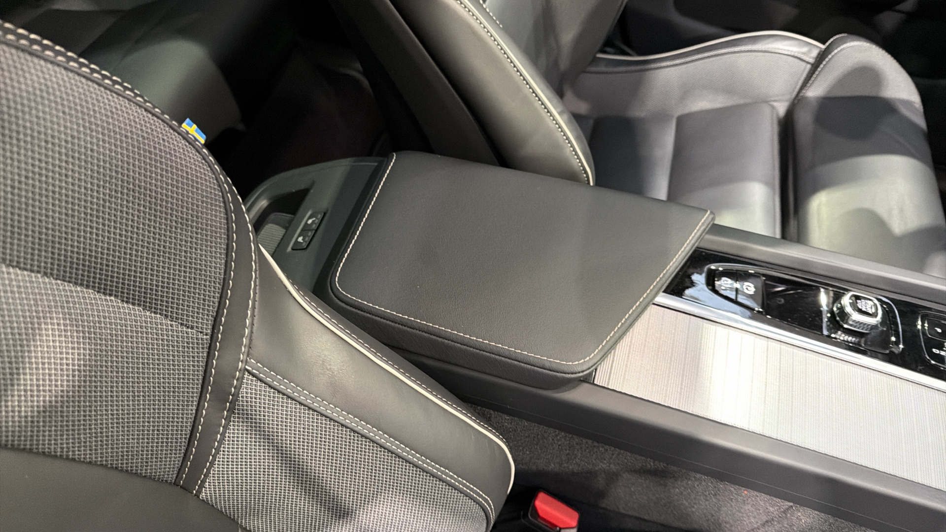 Volvo XC60 segunda mano 97658063 - 49