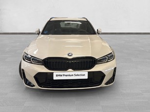 Fotos de BMW Serie 3 330e Touring color Blanco. Año 2025. 215KW(292CV). Híbrido Electro/Gasolina. En concesionario Enekuri Motor de Vizcaya