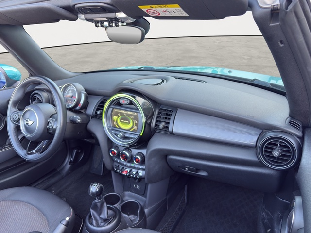 fotoG 7 del MINI MINI Cooper Cabrio D 85 kW (116 CV) 116cv Diésel del 2018 en Alicante